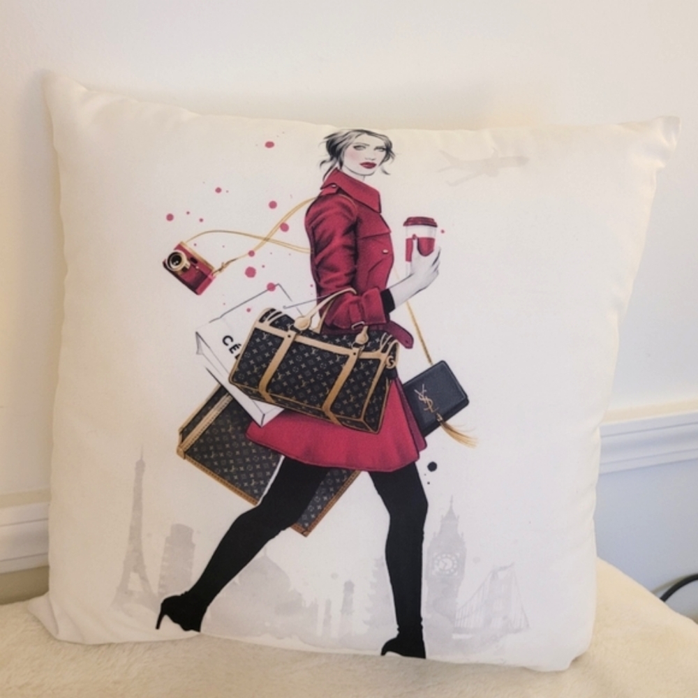 Stylish Fashionista Accent Pillow - White and Red